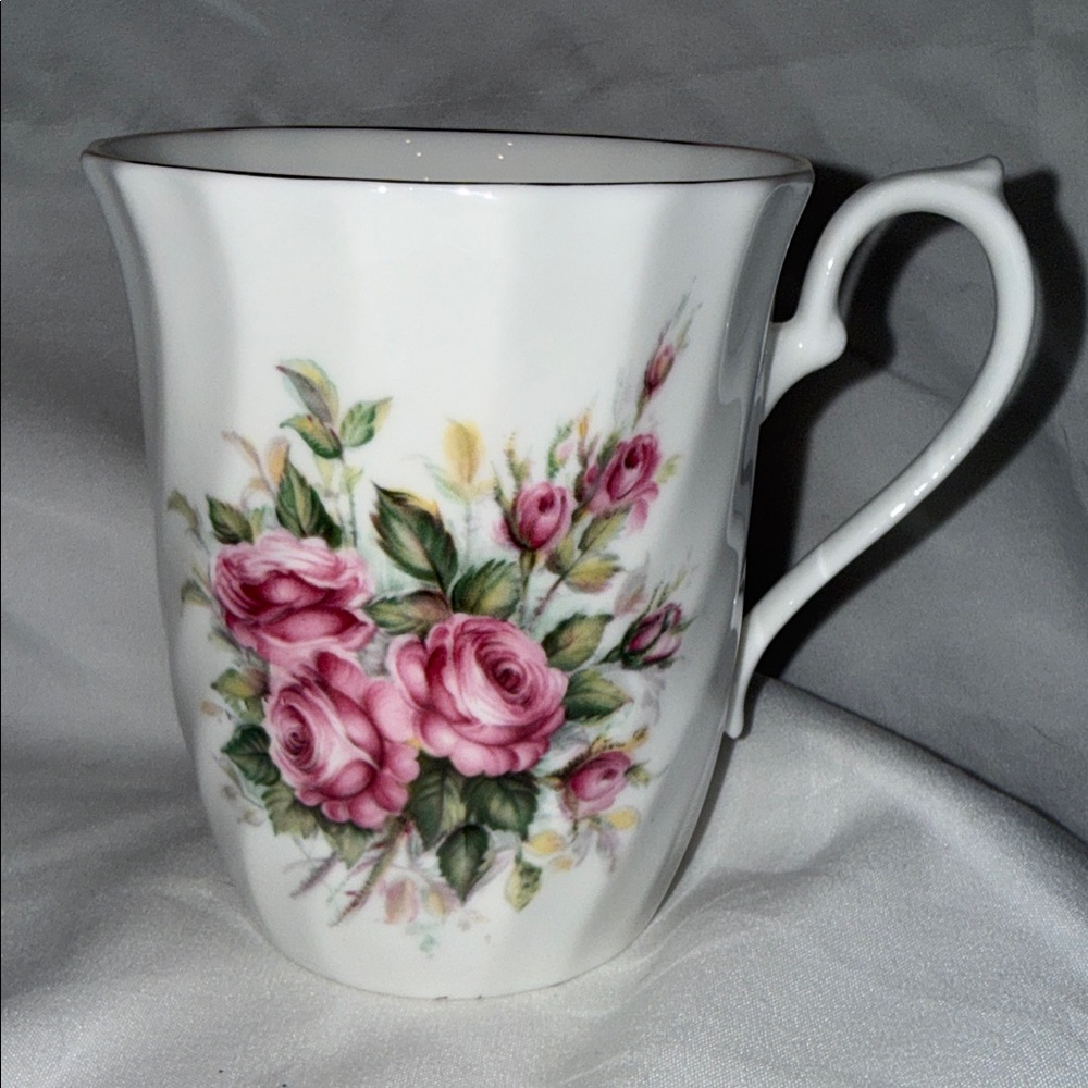 Charming Floral Mug with Pink Roses